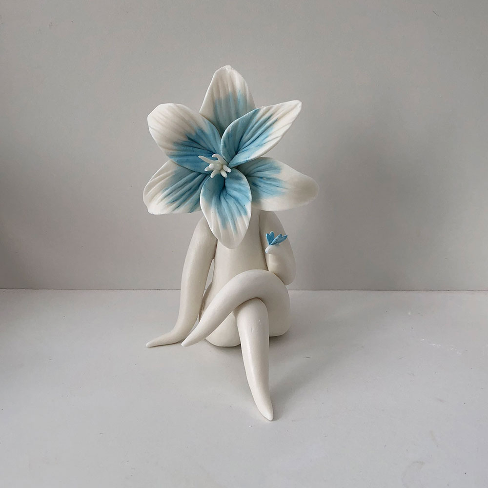 Turquoise Lily Lady